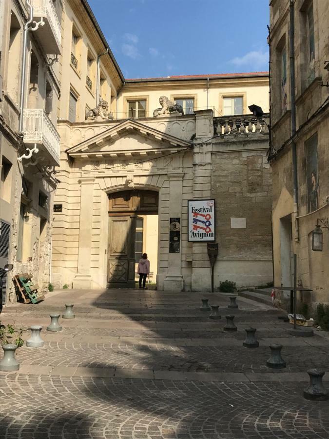 Apartment Les Coulisses De L'horloge - Wifi - 50 M Palais Des Papes *